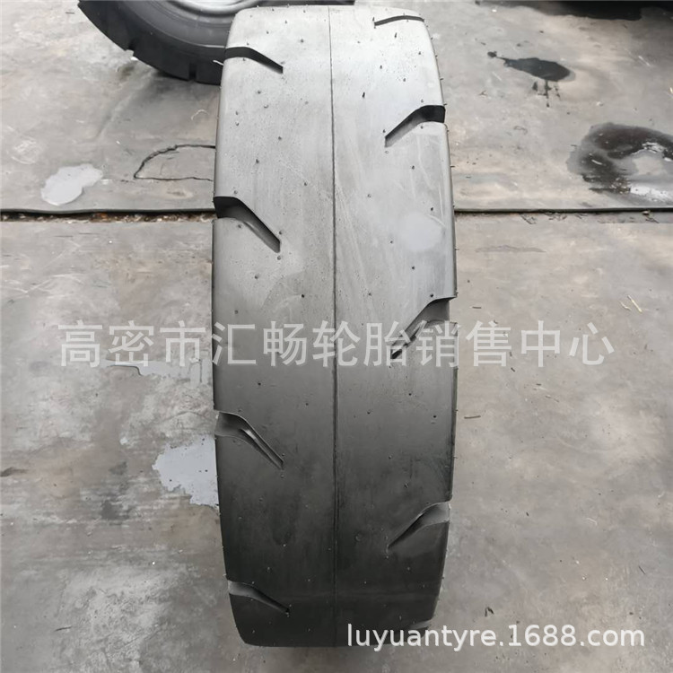鲁飞 矿井光面轮胎 9.75-18 铲运机轮胎 光面轮胎