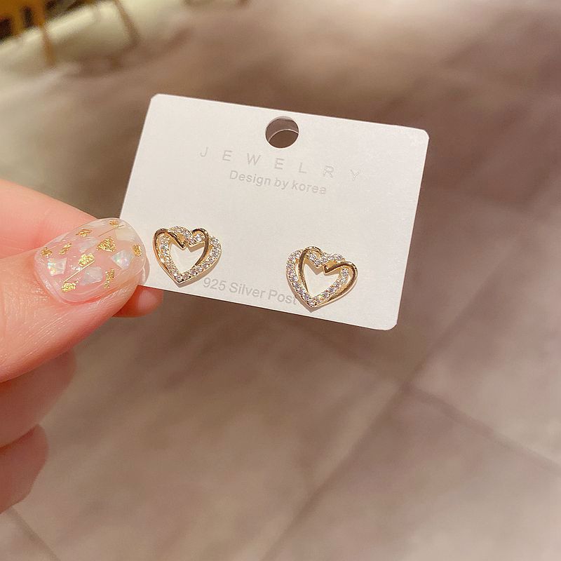 Fashion Zircon Micro-inlaid Heart-shaped Earrings display picture 3