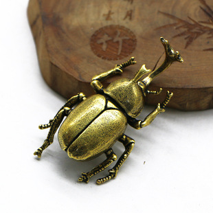 Твердый медный жук декоративный медь -хорн феи старая буйвола маленькая ласточка симуляция насекомого