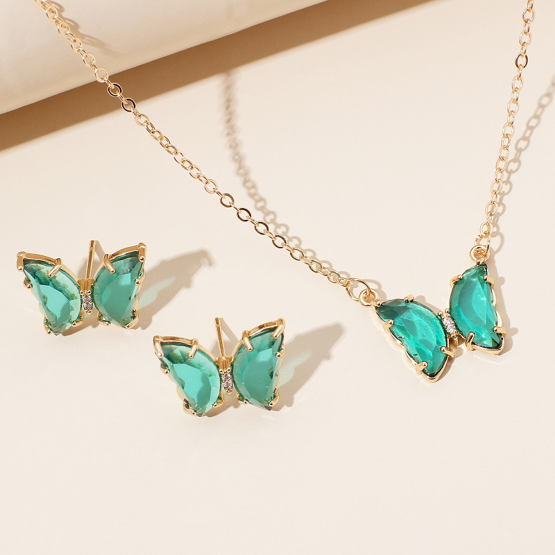 Simple New  Gold Simple Acrylic Diamond Sen Butterfly Pendant Earrings Necklace Clavicle Chain Set display picture 15
