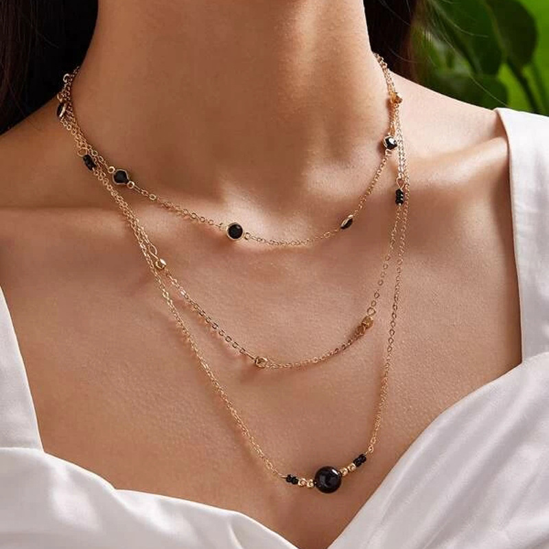 New Fashion Black Bead Necklace Creative Diamond-set Chain Rice Bead Multilayer Necklace Wholesale Nihaojewelry display picture 2