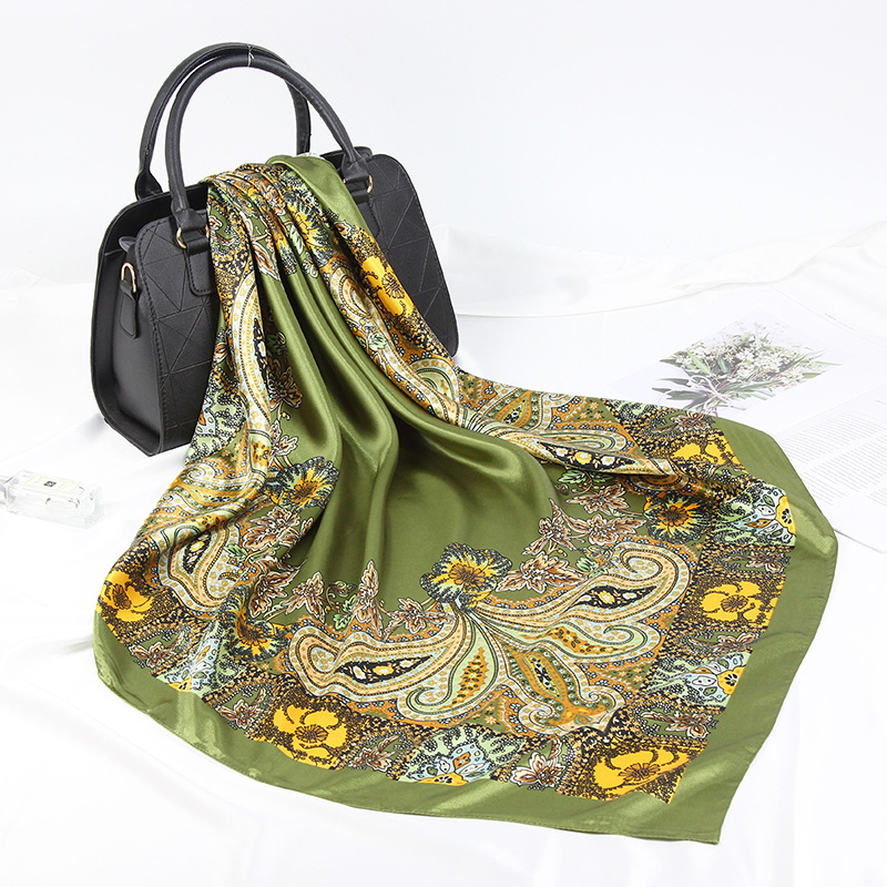 Summer Season Women'S Gender Printing Design Retro Style Women's Retro Flower Satin Printing Scarves & Gloves
