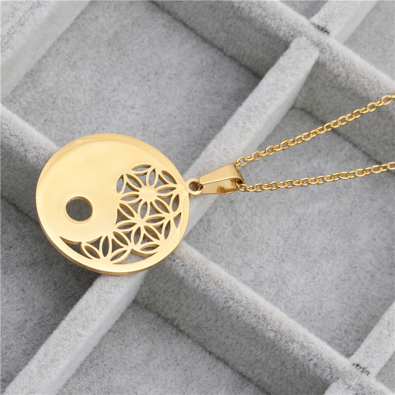 Fashion Jewelry Fashion Wild Necklace Stainless Steel Gossip Pendant Necklace Wholesale Nihaojewelry display picture 5