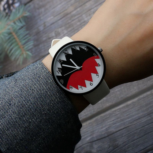 Cartoon digital watch for boys and girls, Japanese and Korean fashion trend student watch, forest youth personalized quartz watch