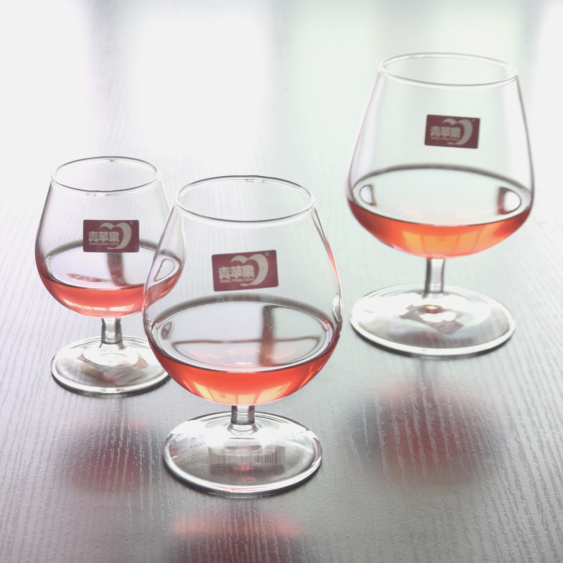 델리 그린 애플 고급 유리 와인 잔 레드 와인 잔 고급 호텔 레스토랑 키 큰 브랜디 컵