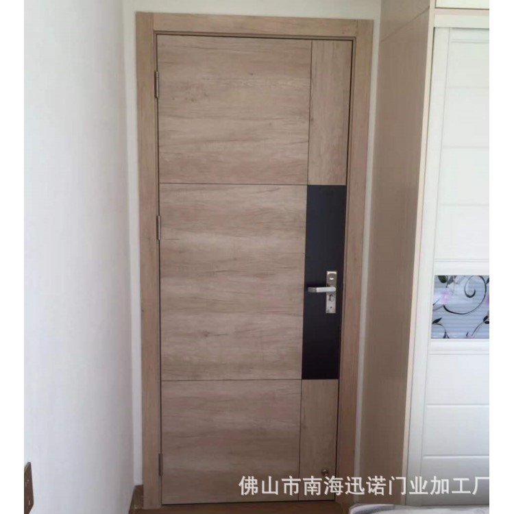 Suministro directo de fábrica una puerta a la puerta compuesta superior dormitorio puerta insonorizada edificio decoración simple puerta compuesta de madera maciza