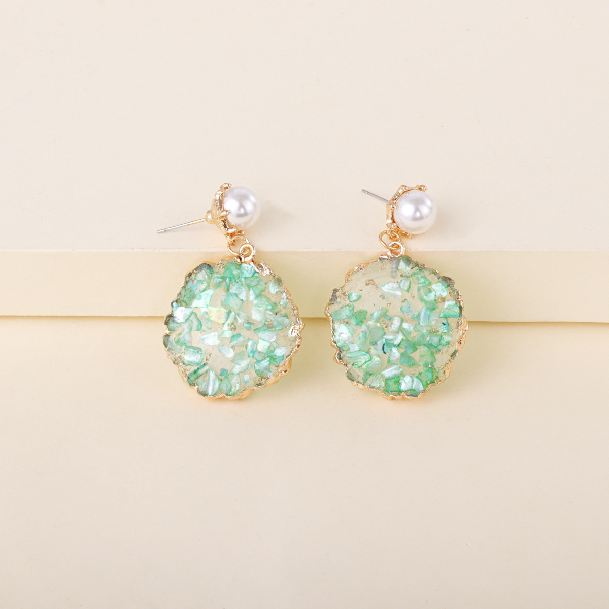 Hot Selling All-match Resin Pearl Geometric Earrings display picture 8