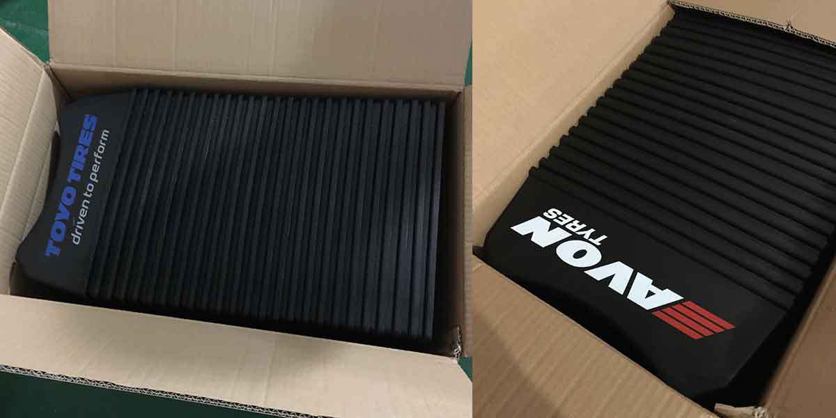 Plastic-Tire-Display-Stands