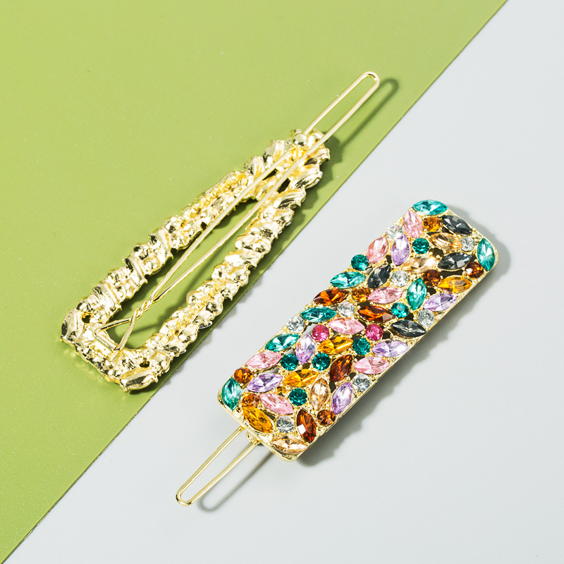 Korean New Fashion Alloy Rhinestone Color Cheap Hairpin Wholesale display picture 5