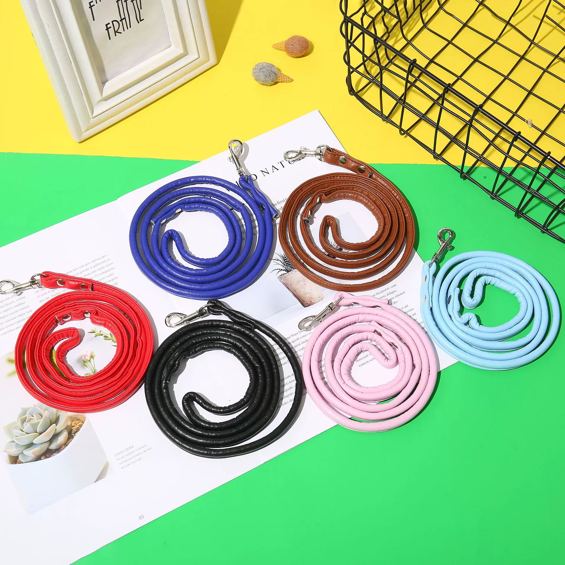 Тяговая веревка для собак из искусственной кожи Круглая веревка Нагрудный ремень для домашних кошек Различные однотонные стильные тяговые ремни Amazon