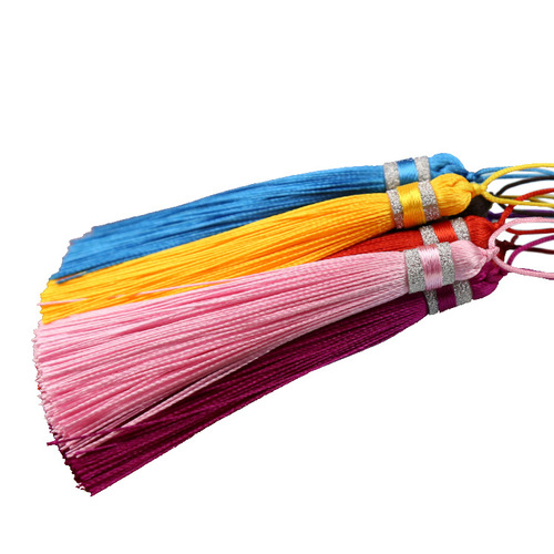 Chinese knot tassel earring 9cm cloud tassel bookmark comb polyester vertical small tassel wholesale