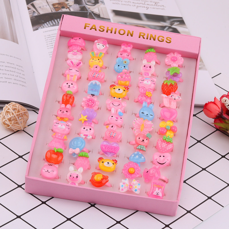 果冻色50个戒指 款式颜色随机