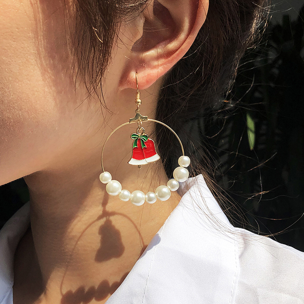 Exaggerated Large Circle Size Pearl Pearl Christmas Tree Elk Earrings For Women Hot Sale display picture 27