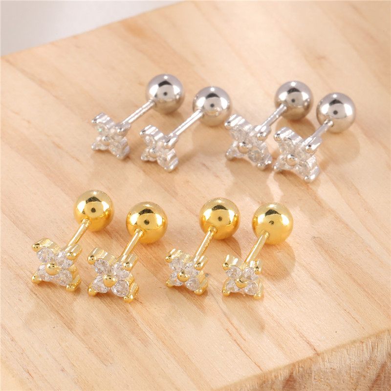 Distinctive Korean-style small fresh sweet hollow flower four claw U-shaped S925 exquisite silver earring all-match ear jewelry