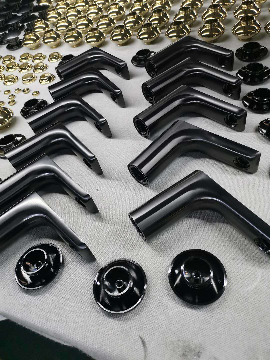 【可定制尺寸】全自动金属镀钛炉 真空电镀设备【免费技术支持】