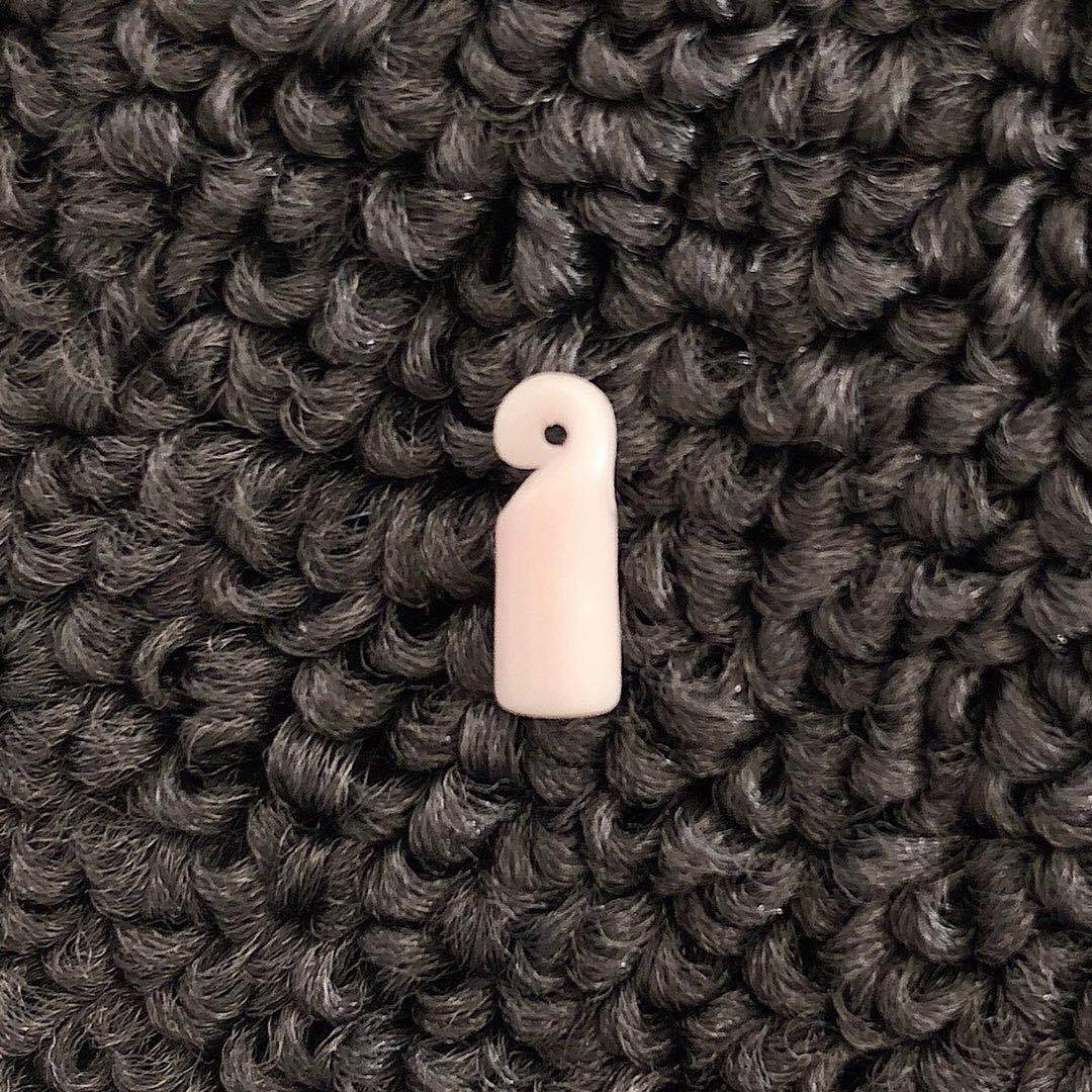 厂家供应犁地处理99瓷氧化铝导丝器/鹰嘴导丝钩 加工定制纺织陶瓷