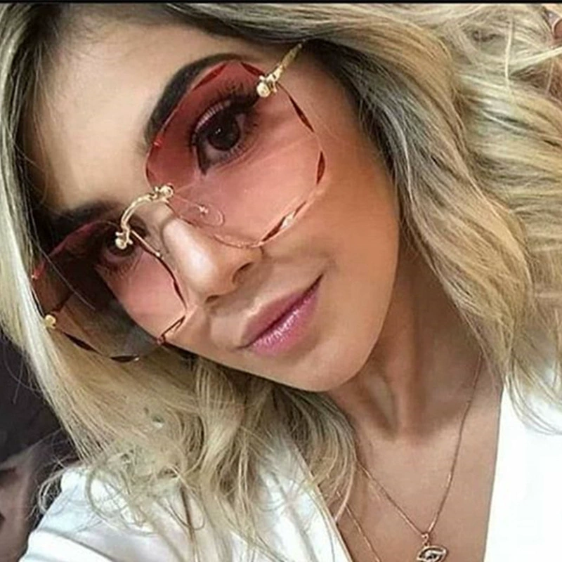 Sunglasses Retro solar-powered, European style, fashion trend, lightweight 0.148 kg