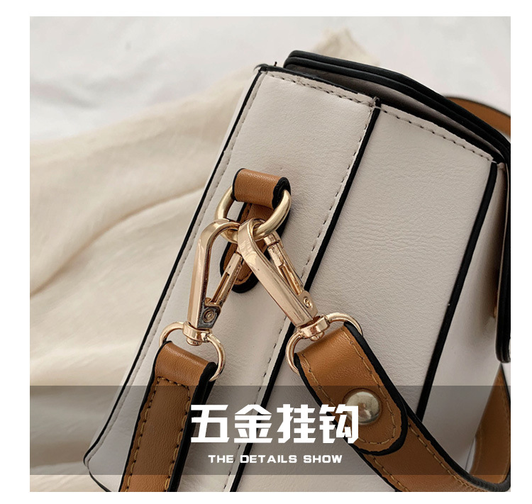 New Korean Fashion Simple Messenger Bag display picture 24
