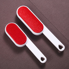 Two-sided electrostatic brush clothes sticky hair remover bed sweeping dust clothes pet sticky hair brush household coat sticky hair gadget 