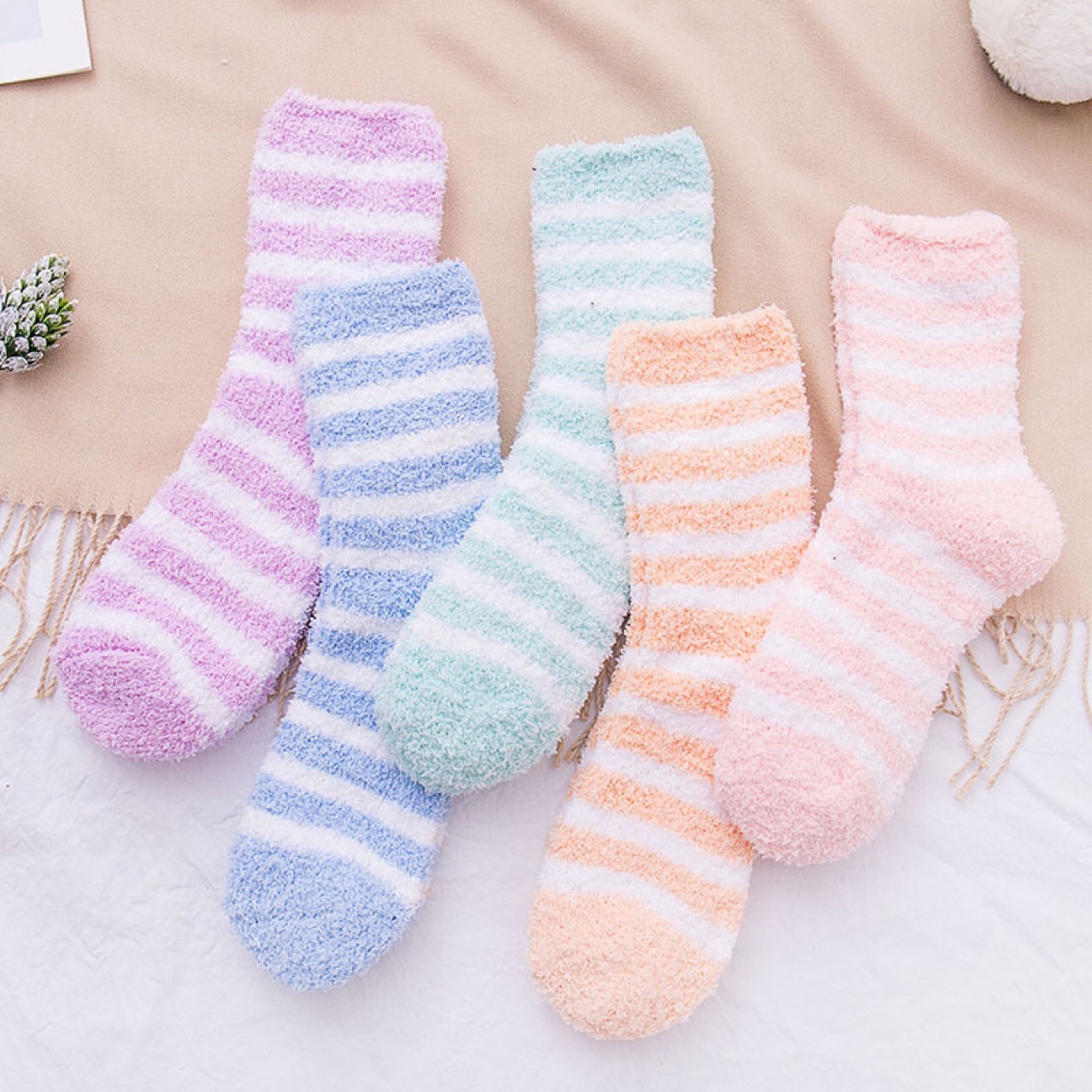 Sweet adult Rainbow stripe sleep Half of cashmere Piles of socks Coral In cylinder Floor socks