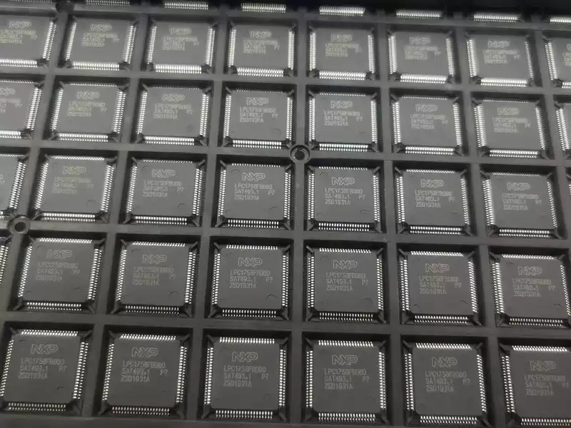 Новый и оригинальный LPC1758FBD80 качество гарантировано, большой объем и хорошая цена