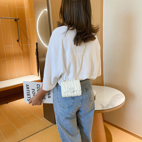 Korean version of  autumn and winter new children's bags, fashionable girls' shoulder chain bag, love diagonal cross mini square bag