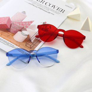 �o���B�w͸������ɫ̫��R�W���ǹ�ɫһ�w����Ƭ��Ůī�R���lֱ�N