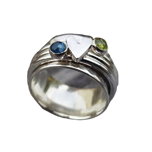 retro geometric creative ring heart shaped