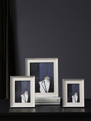 Modern simple creative silver-white photo frame table 6 inches 7 inches 10 inches European style home decoration desktop picture frame ornaments