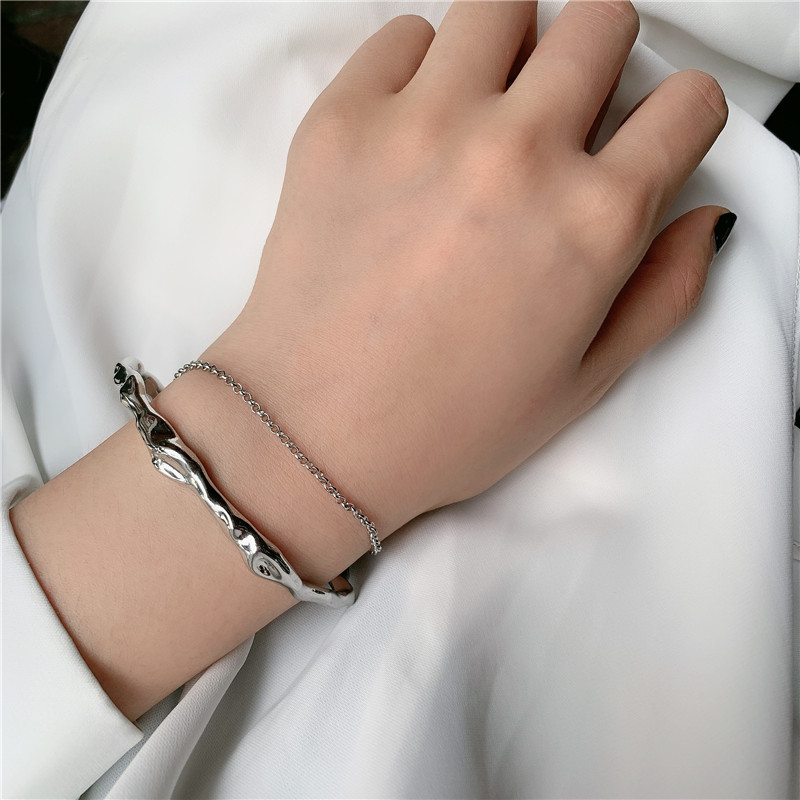 Double-layer Metal Chain Bracelet Original Design Silver Copper Material Bracelet Wholesale display picture 15