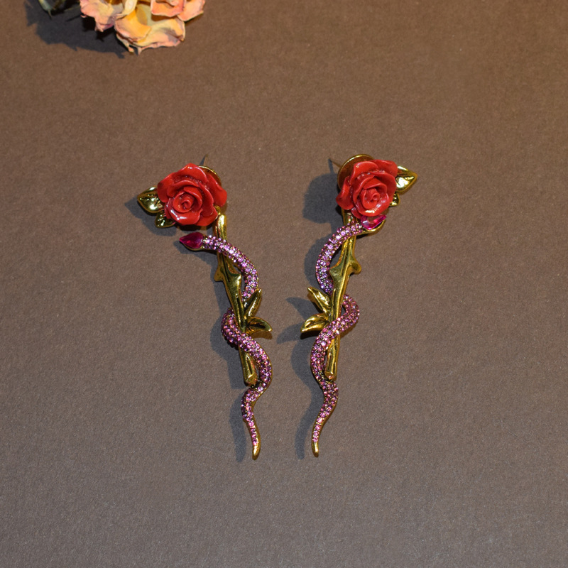 Fashion  New  Red Rose Snake Long Earrings Female Retro Earrings  Nihaojewelry Wholesale display picture 2