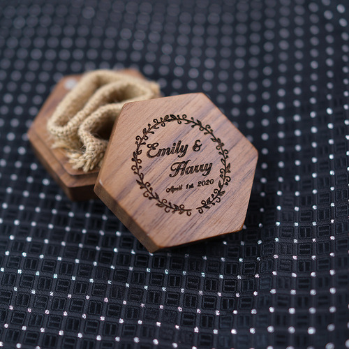 Custom printed and engraved LOGO solid wood ring box black walnut solid wood handmade jewelry box jewelry ring box