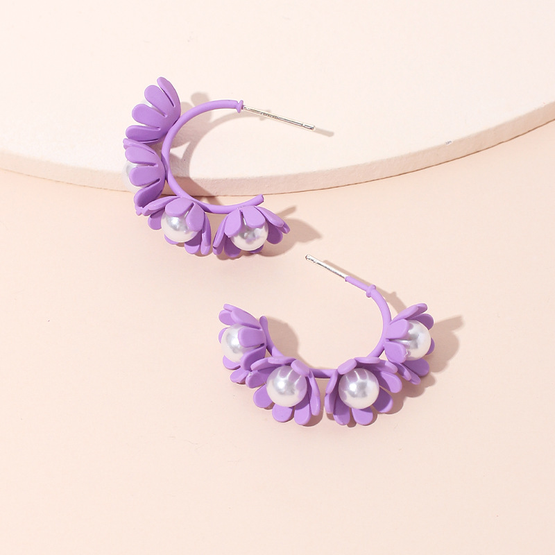 8g Weight Earrings Classification Wedding, Travel Occasion Flower Pattern Women'S Gender Rose Red, Purple, Green, Yellow Color Hot Sale Korea Candy Color Cute Flower Earrings C-shaped Wreath Childlike Pearl Earrings Wholesale Nihaojewelry 8