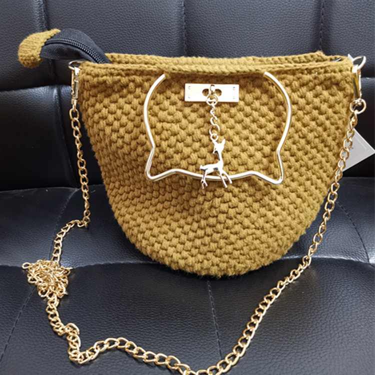 manual Weaver Bag Retro bucket Inclined shoulder bag Korean Edition High-capacity Versatile portable Bag