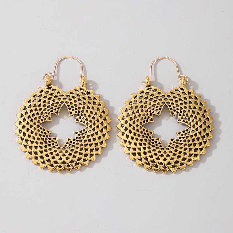Fashion Simple Retro Ethnic Style Alloy Lotus Hollow Earrings display picture 7