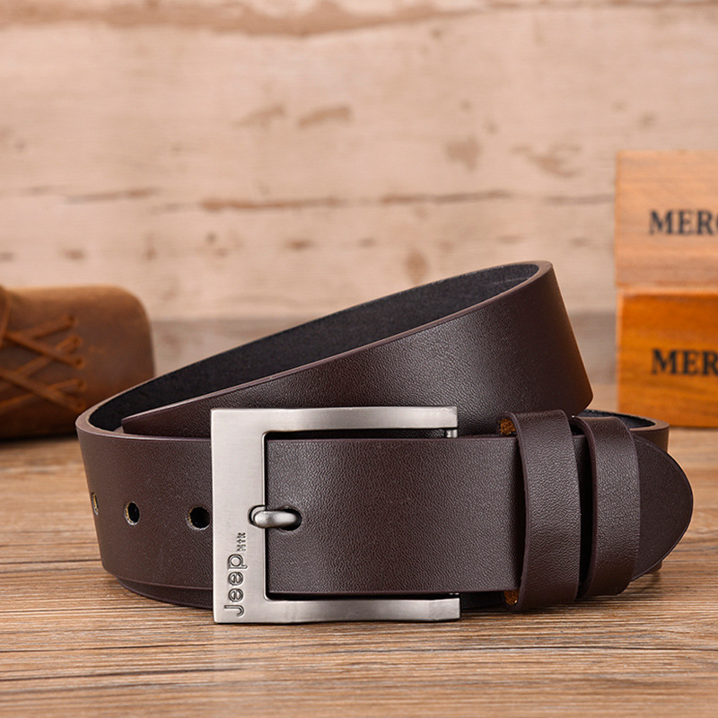 Cinturón de los hombres al por mayor Nueva simulación cinturón aleación pin hebilla moda casual cinturón de los hombres