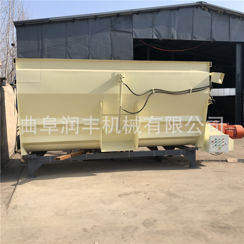六盘水单人操作搅拌机 容量大牧场搅拌机