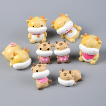 创意树脂工艺品小萌牛 幸运小牛车载摆件 牛年礼物新年礼品跨境