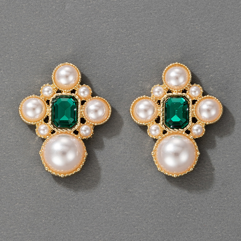 Fashion Retro Green Crystal Earrings display picture 5