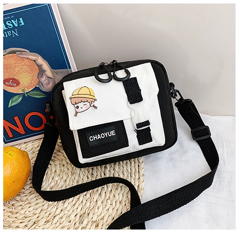 Korean and Japanese style single-shoulder bag, crossbody small bag, women's trendy design, 2020 new fashionable student nylon small crossbody bag undefined
