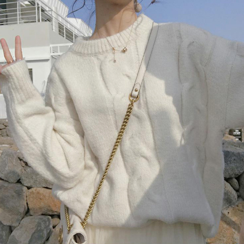 2023 nuevo suave leche azul Otoño e Invierno desgaste muy hadas giro flojo estilo perezoso suéter de punto para las mujeres