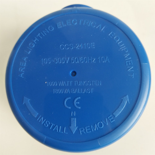 CE certified twist lock smart light control switch LED street light controller light sensor switch 12V220V with base