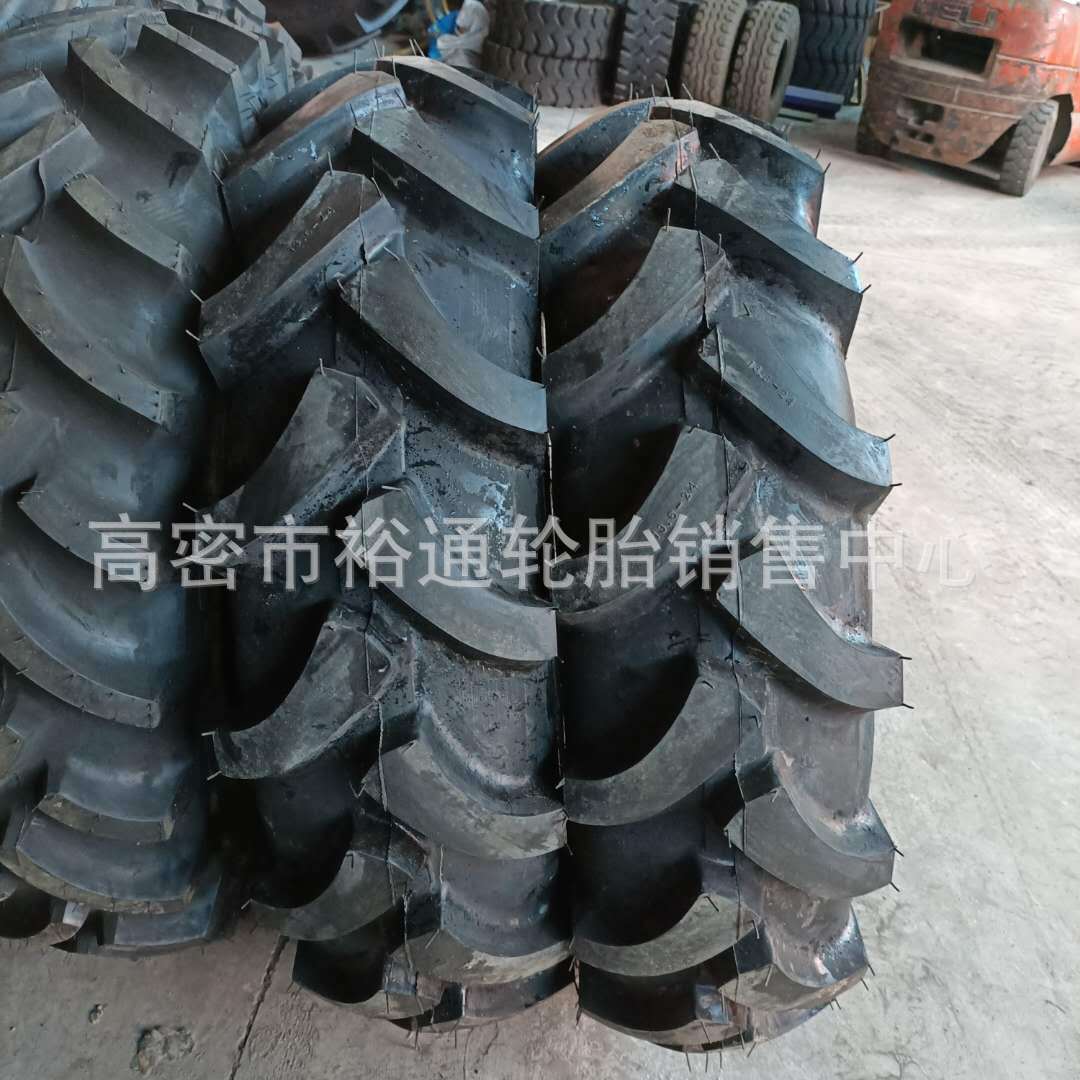 农用拖拉机人字轮胎11.2 12.4 13.6-24-30 R-1人字花纹平地加厚宽