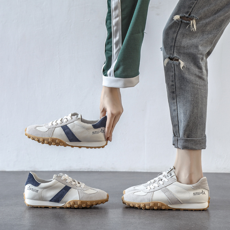 Zachte leren witte schoenen voor dames Zachte zool Zachte zijkant Comfortabele damesschoenen 2022 Nieuwe Forrest Gump-schoenen Casual sportschoenen_voghion.com