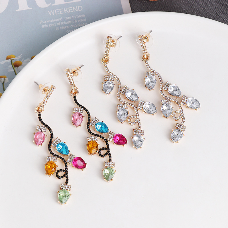 Fashion Color Diamond Earrings Gold-plated Leaf Personality Earrings Women Wholesale display picture 2