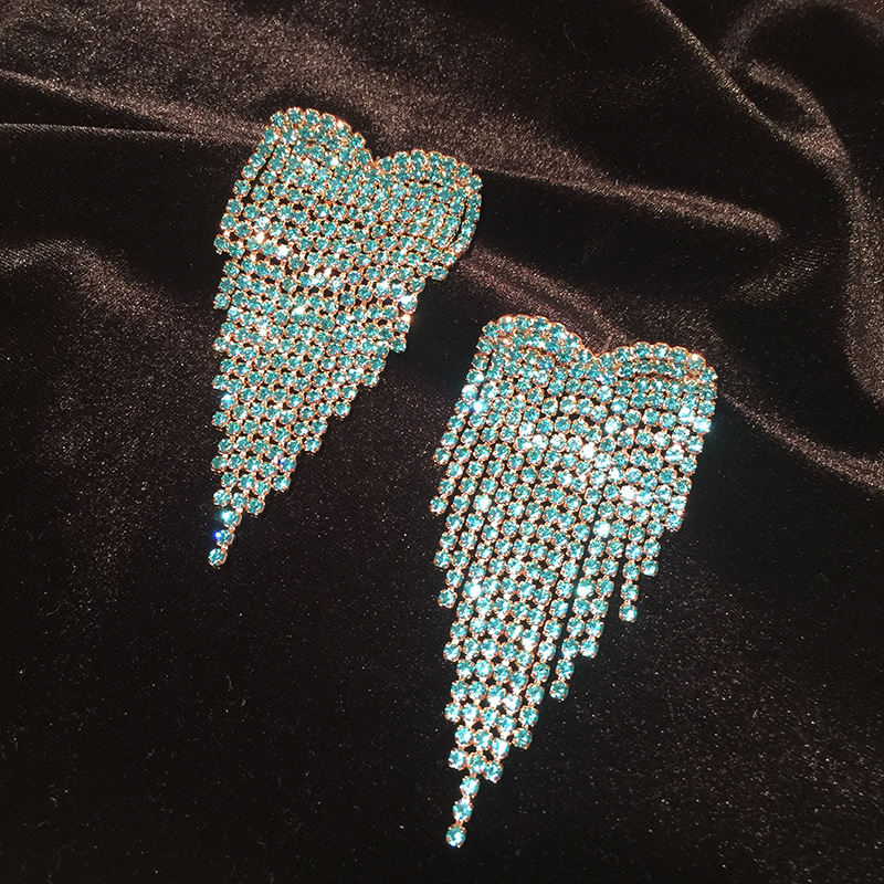 Love Earrings Light Blue Large Heart Tassel Spike Exaggerated Large Earrings display picture 3