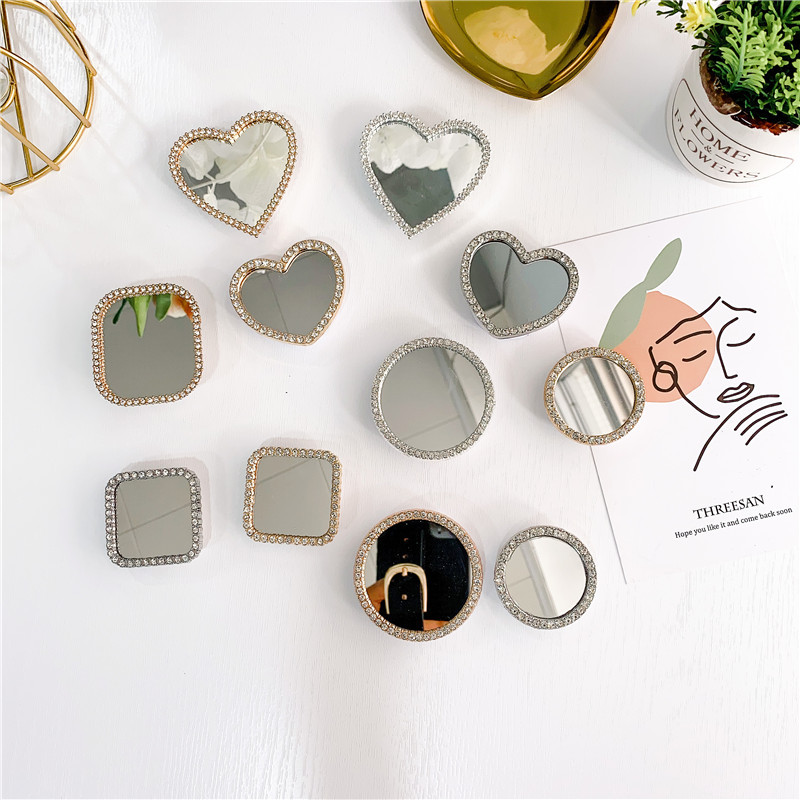 20g Weight Universal Applicable Brands Metal Material Round, Square, Heart Shape Pattern Fashion Style Korean Style Ins Style Diamond-embedded Heart Shape Mirror Airbag Bracket Adhesive Retractable Mobile Phone Bracket Desktop Lazy Bracket 无