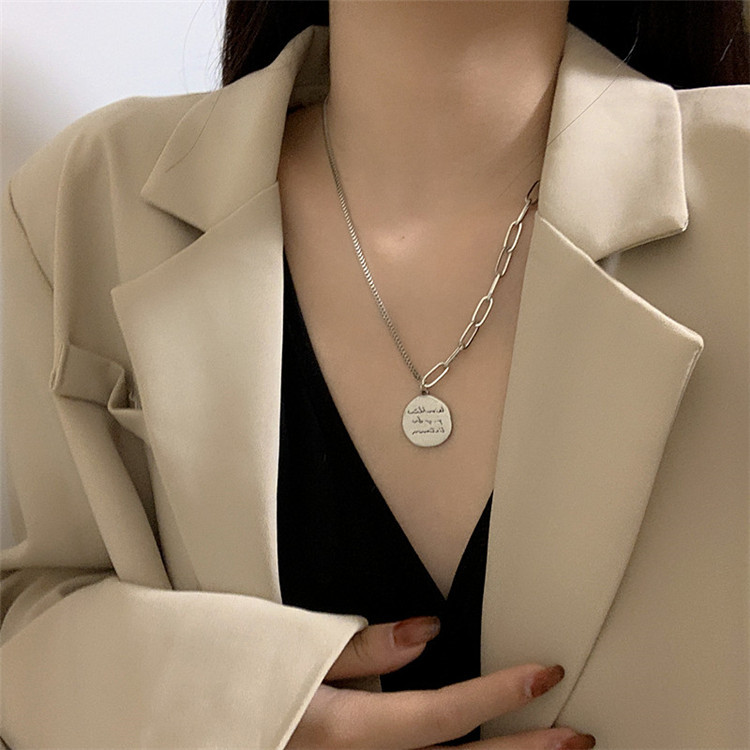 个性圆片吊坠项链