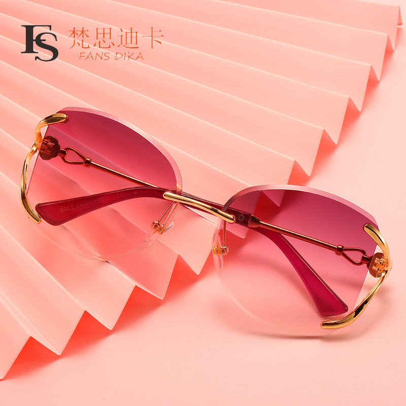 2020 new pattern Frameless Sunglasses lady fashion Sunglasses personality sunlight glasses summer sunshade glasses S350