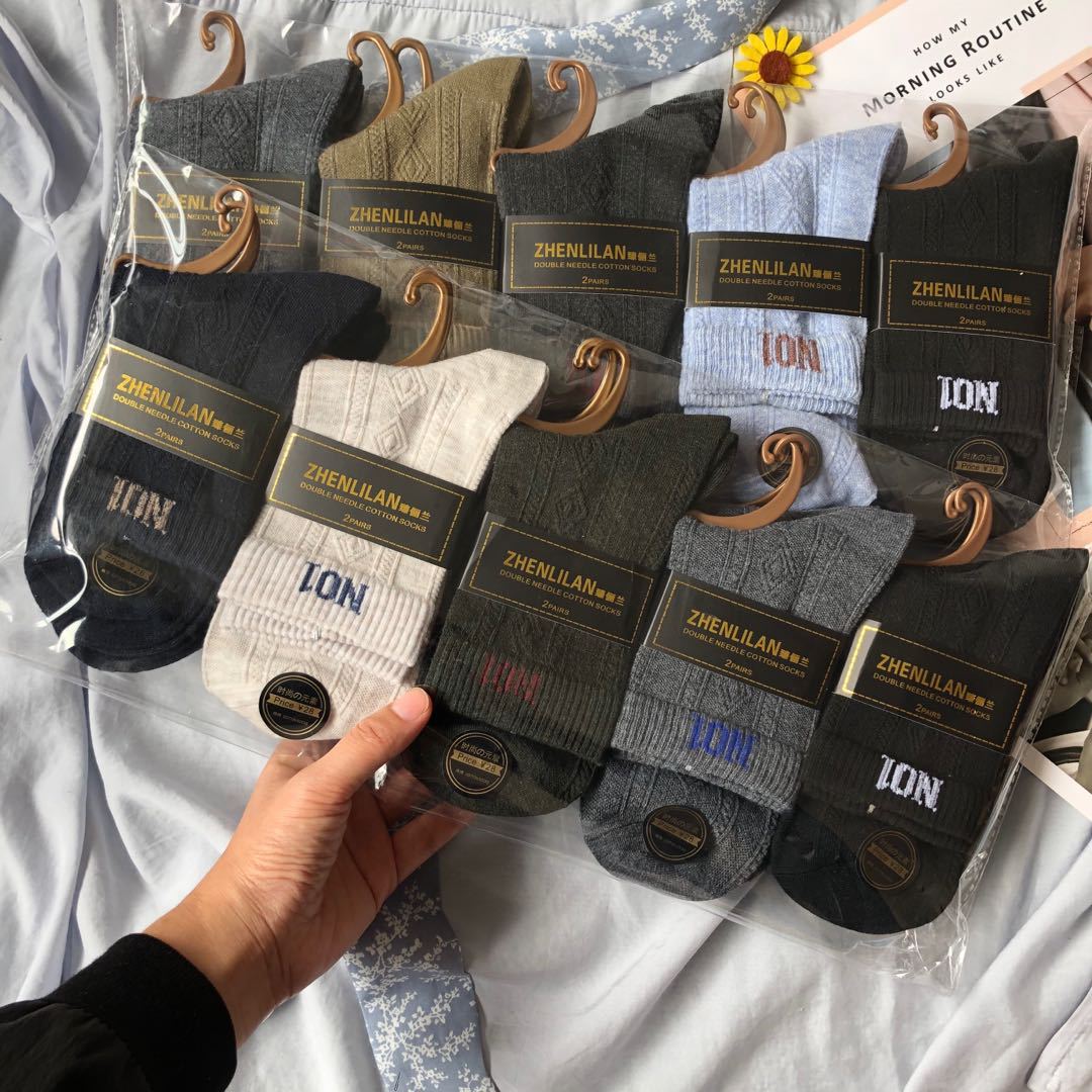 Solid Color Pattern Winter, Autumn Season Unisex Gender Unisex Fashion Solid Color Cotton Crew Socks